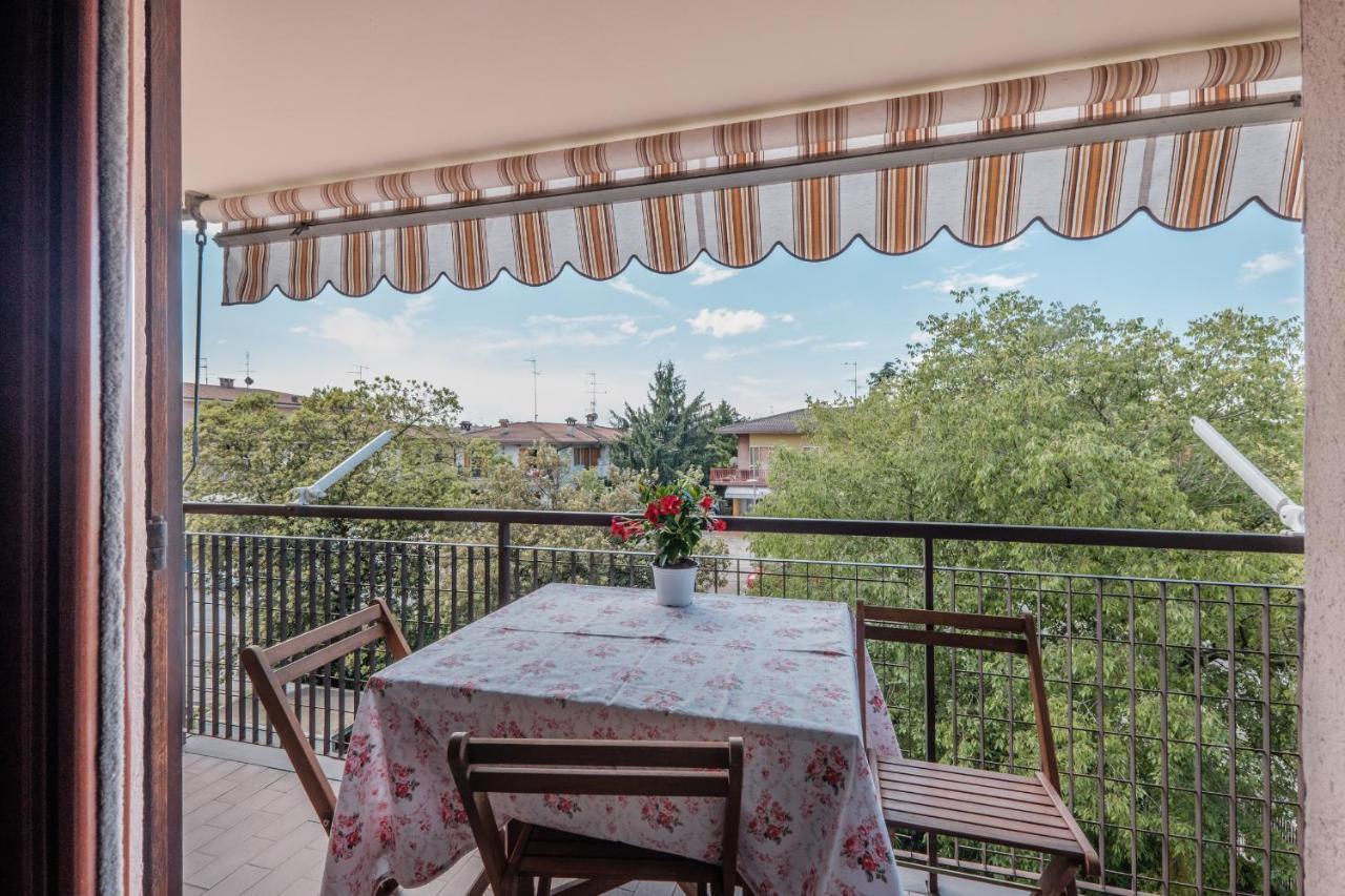 Casa Lugana 15 - Monolocale Con Piscina Fronte Lago Sirmione Luaran gambar