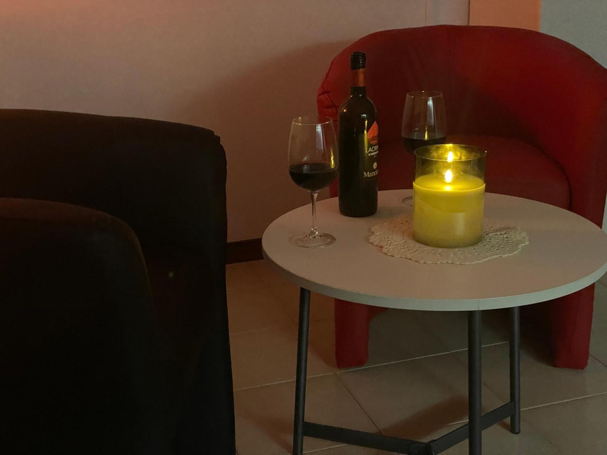 Casa Lugana 15 - Monolocale Con Piscina Fronte Lago Sirmione Luaran gambar